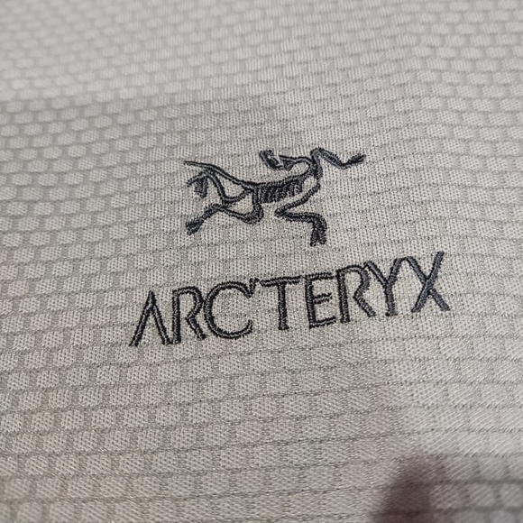 Arc'teryX T Shirt Mens size M - Picture 2 of 5